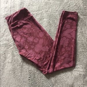 LulaRoe Plum OS Floral Leggings